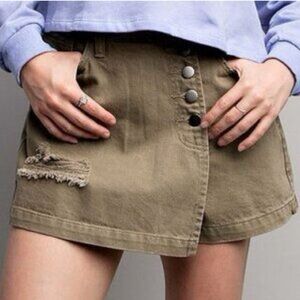 easel Olive Green Distressed Button-Front Skort
